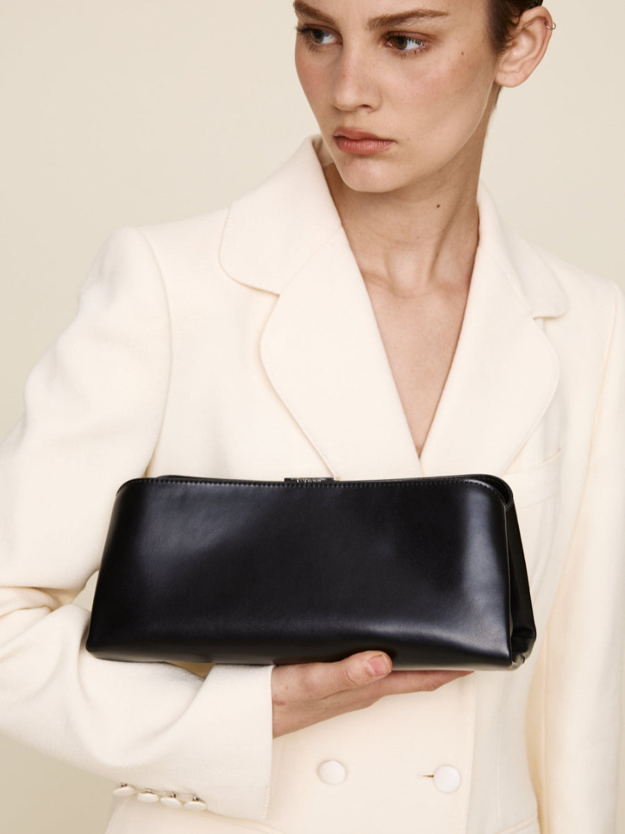 Silver Noir Éclair Bag