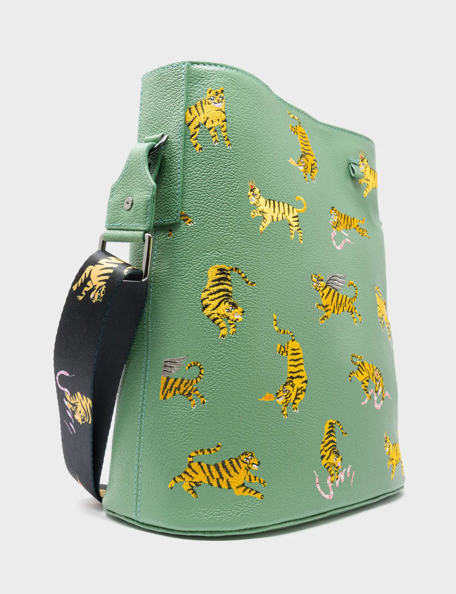 Vincent Basil Green Leather Shoulder Bag - Tiger Rumble