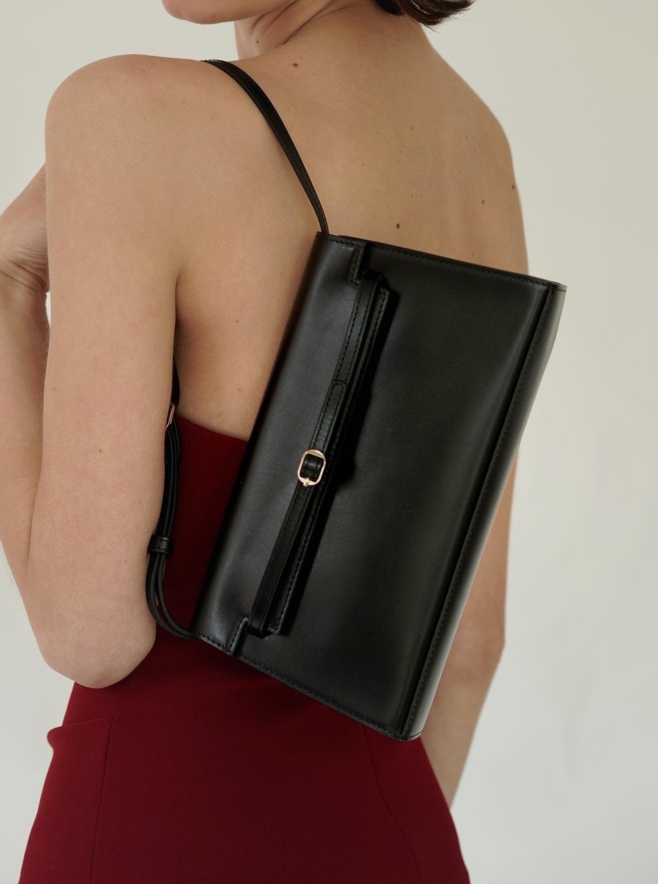 Noir Allure Shoulder Bag