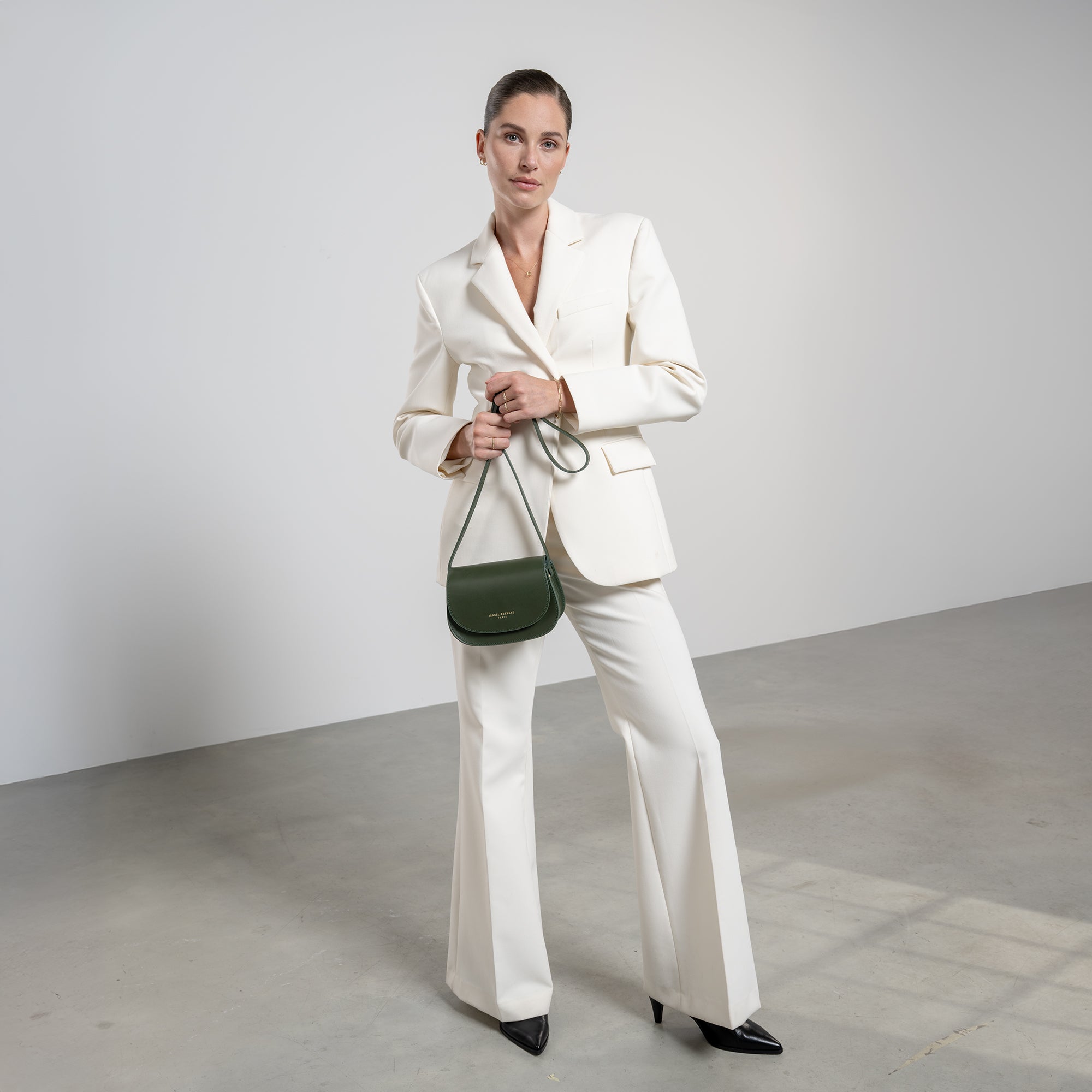 Montmartre Manon green vegetable tanned leather crossbody bag