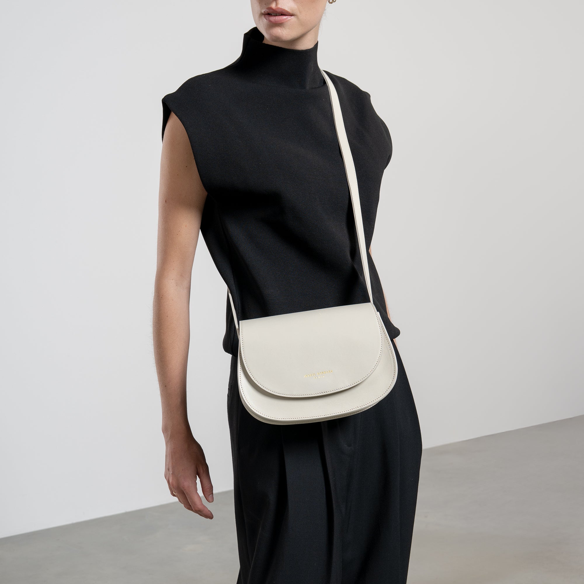 Montmartre Madelon cream vegetable tanned leather crossbody bag