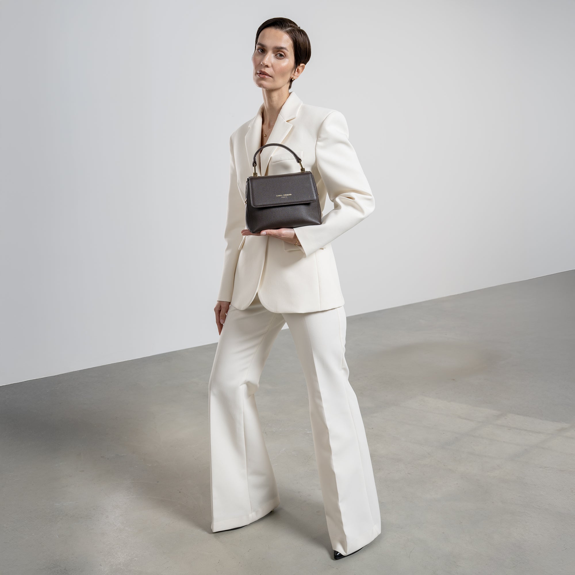 Femme Forte Heline brown calfskin leather handbag