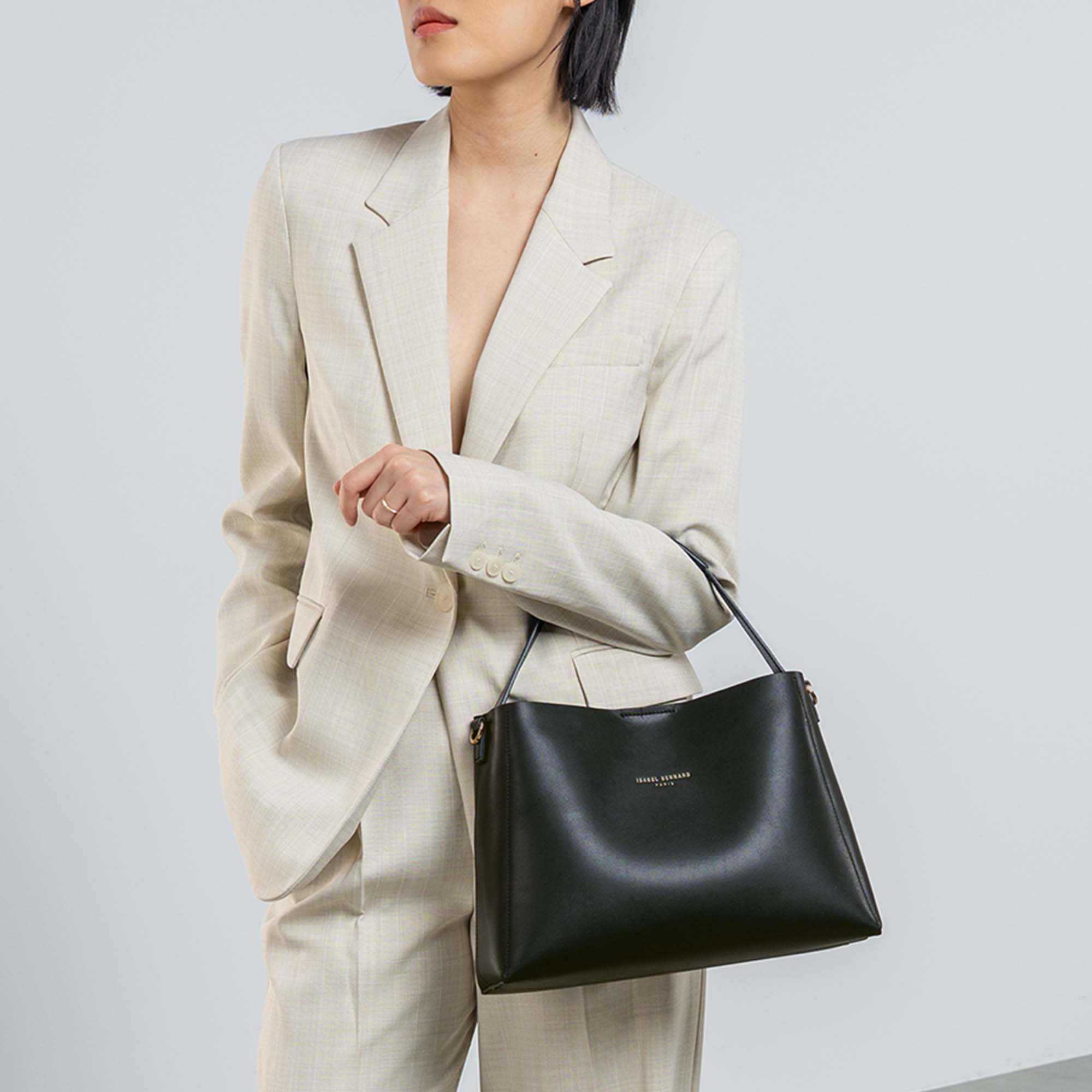 Montmartre Béatrice black vegetable tanned leather handbag