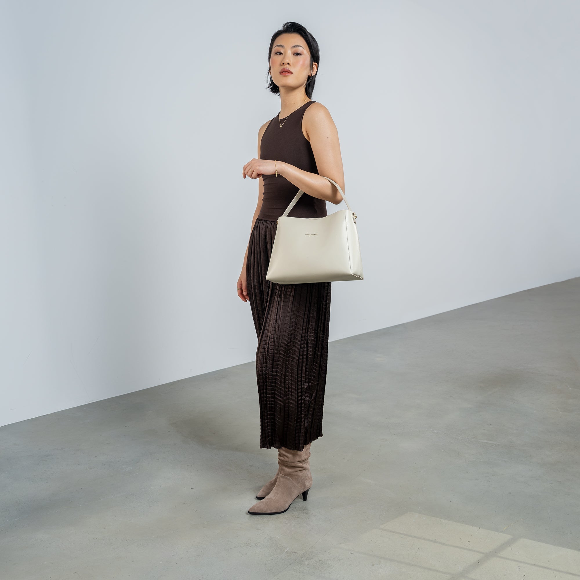 Montmartre Béatrice creme vegetable tanned leather handbag