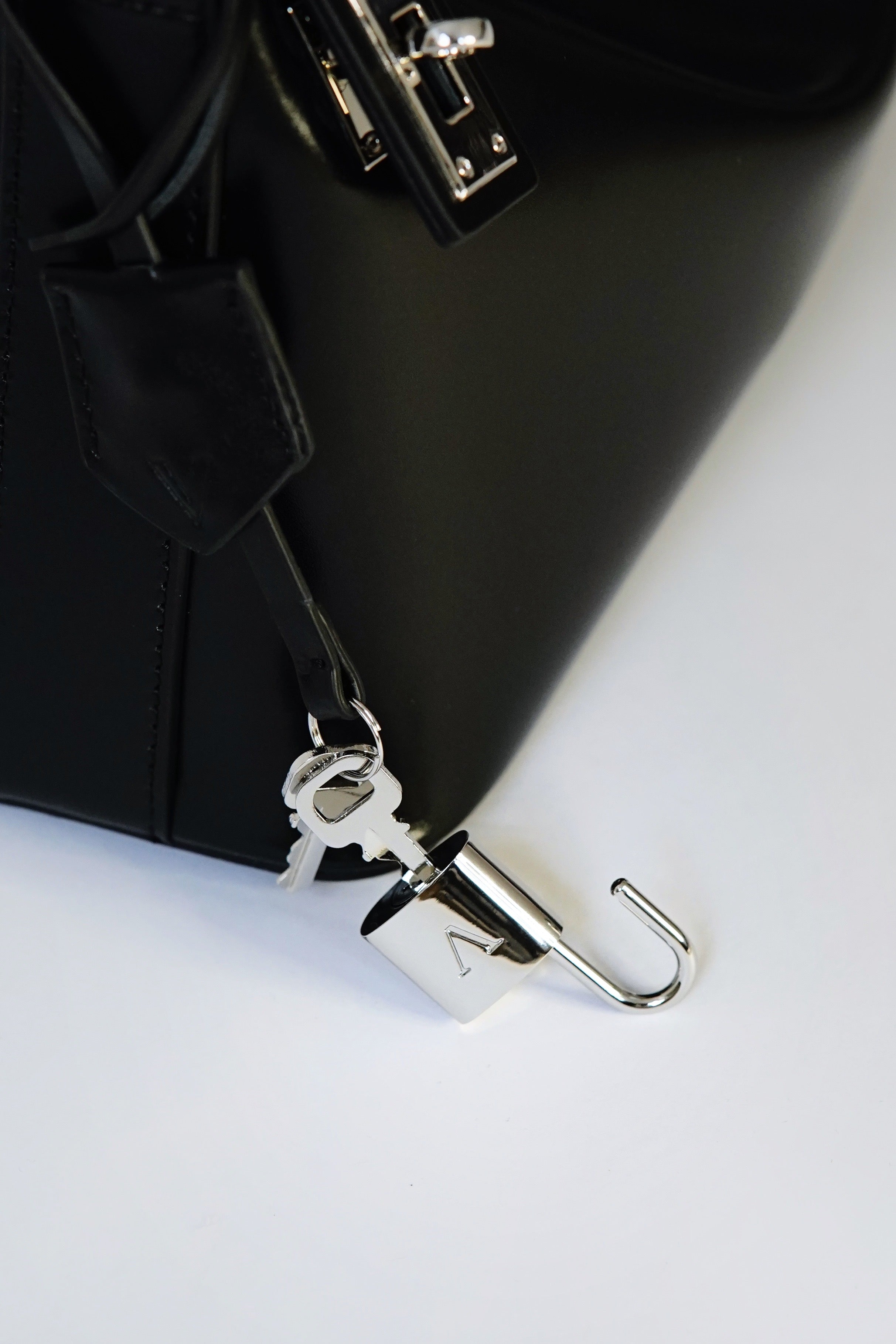 Silver VERAFIED Lock Set