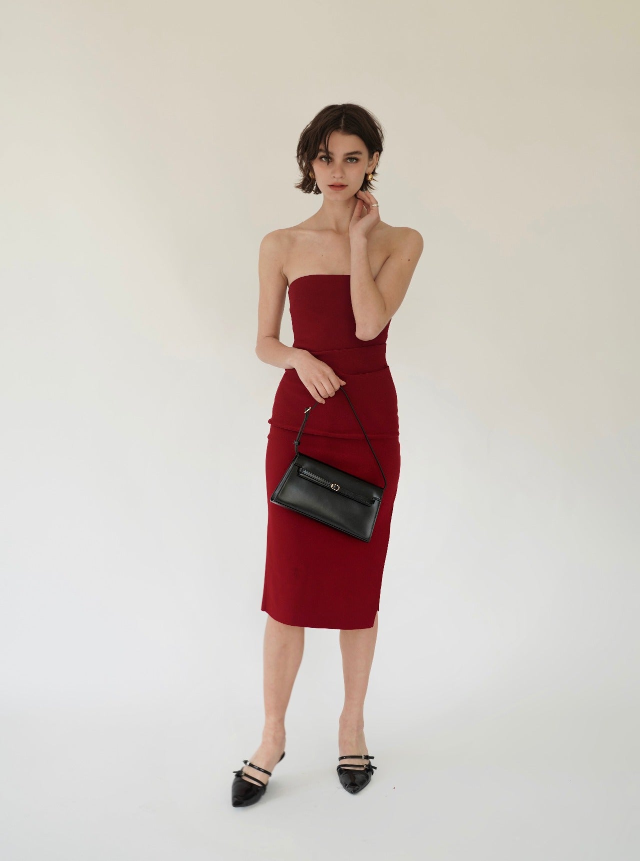 Noir Allure Shoulder Bag