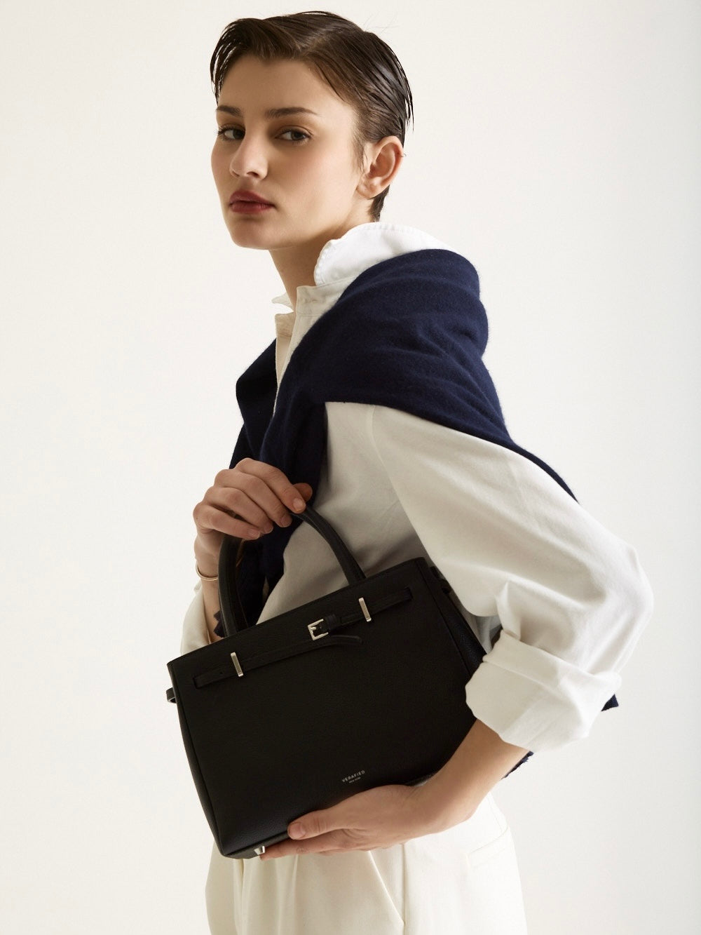 Noir Togo Book Tote Bag 25 (Low Stock)