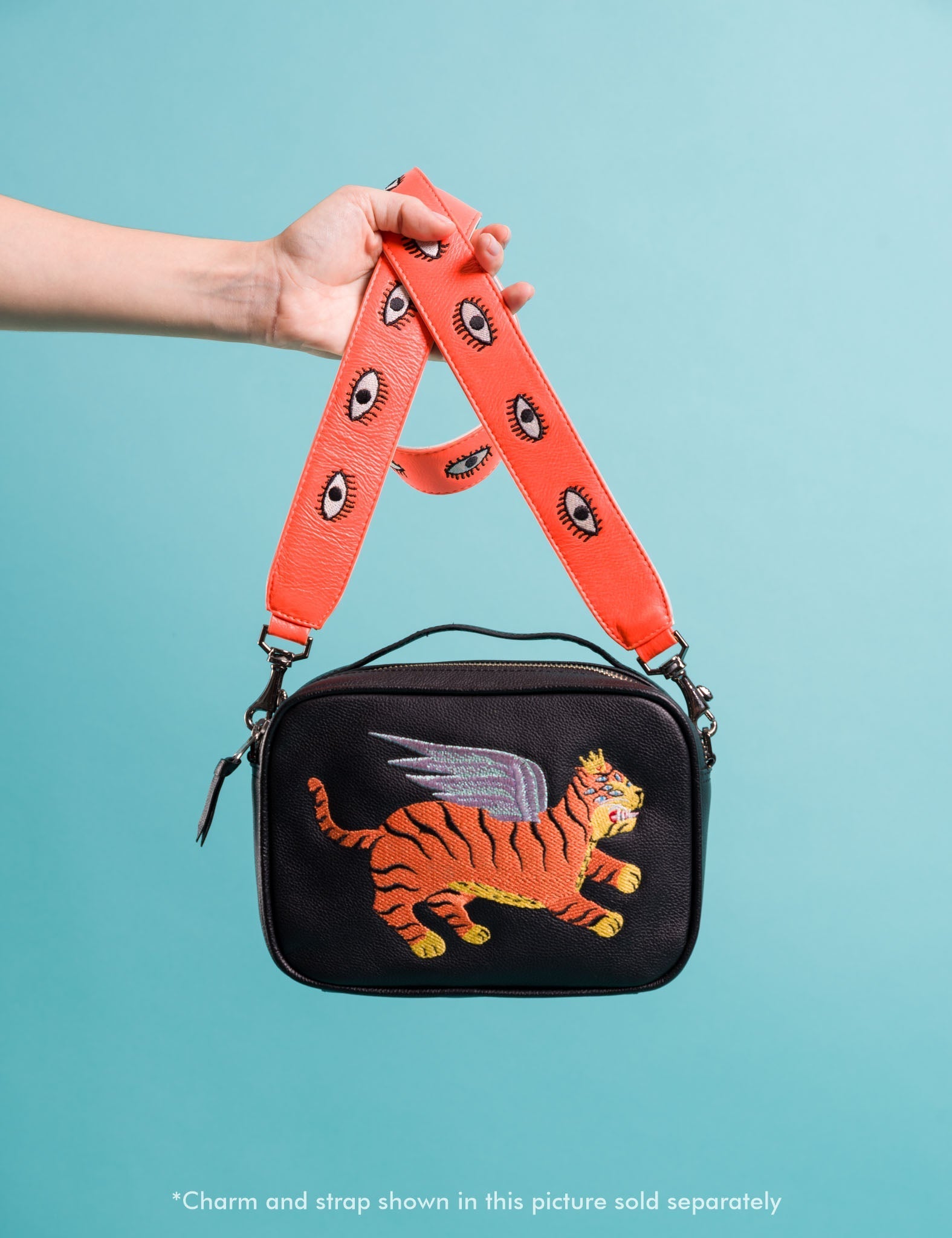 Verto Crossbody Black Leather Handbag - Flying Tiger Embroidery