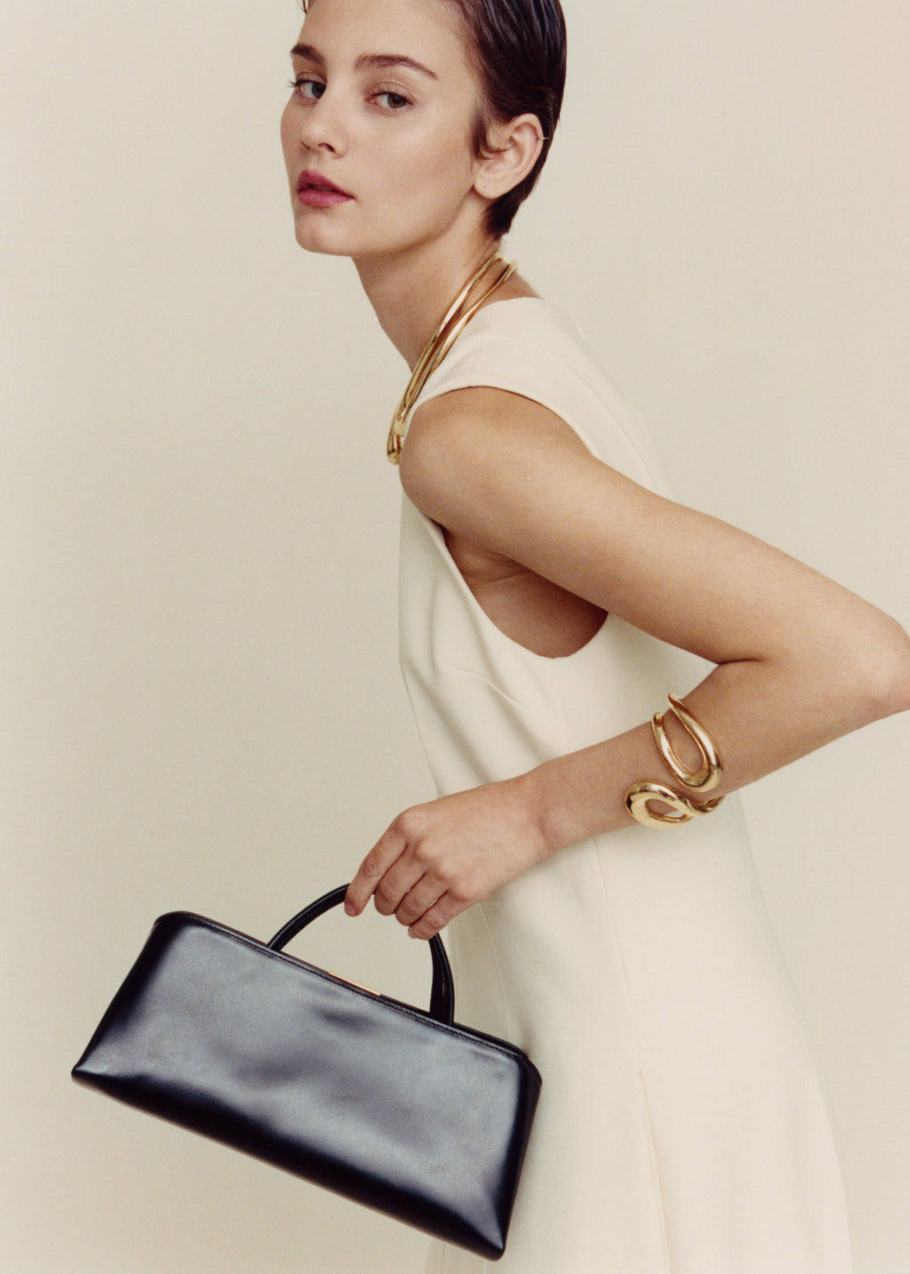Gold Noir Éclair Bag