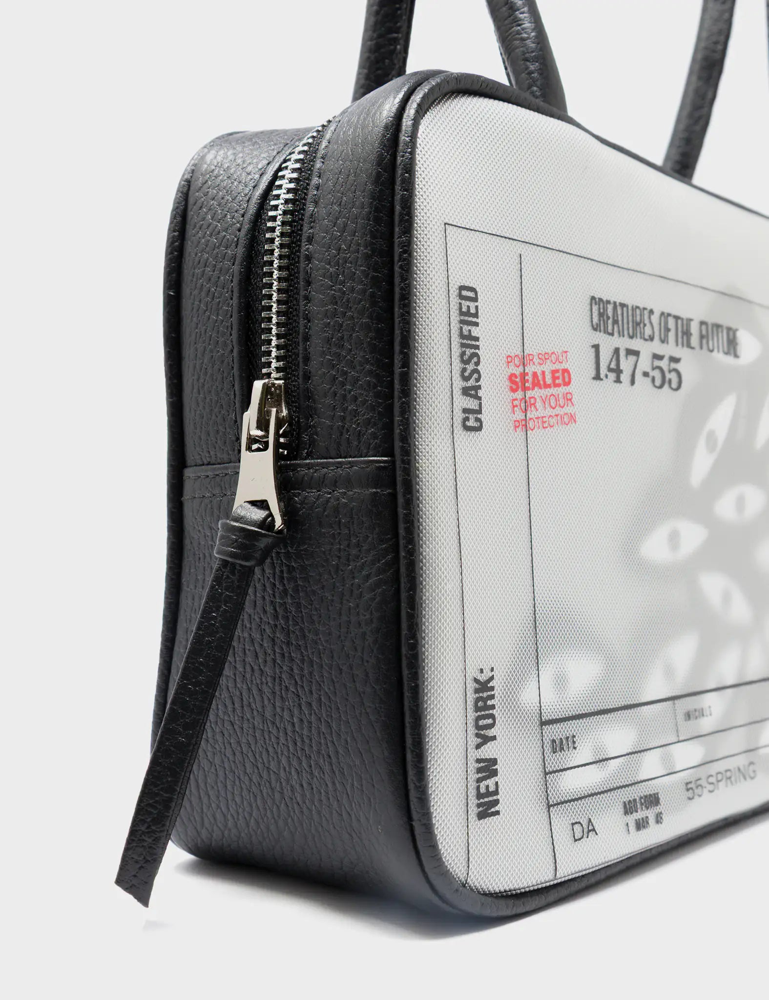 121 Shoulder Bag Black Leather - The Good Carrier Design