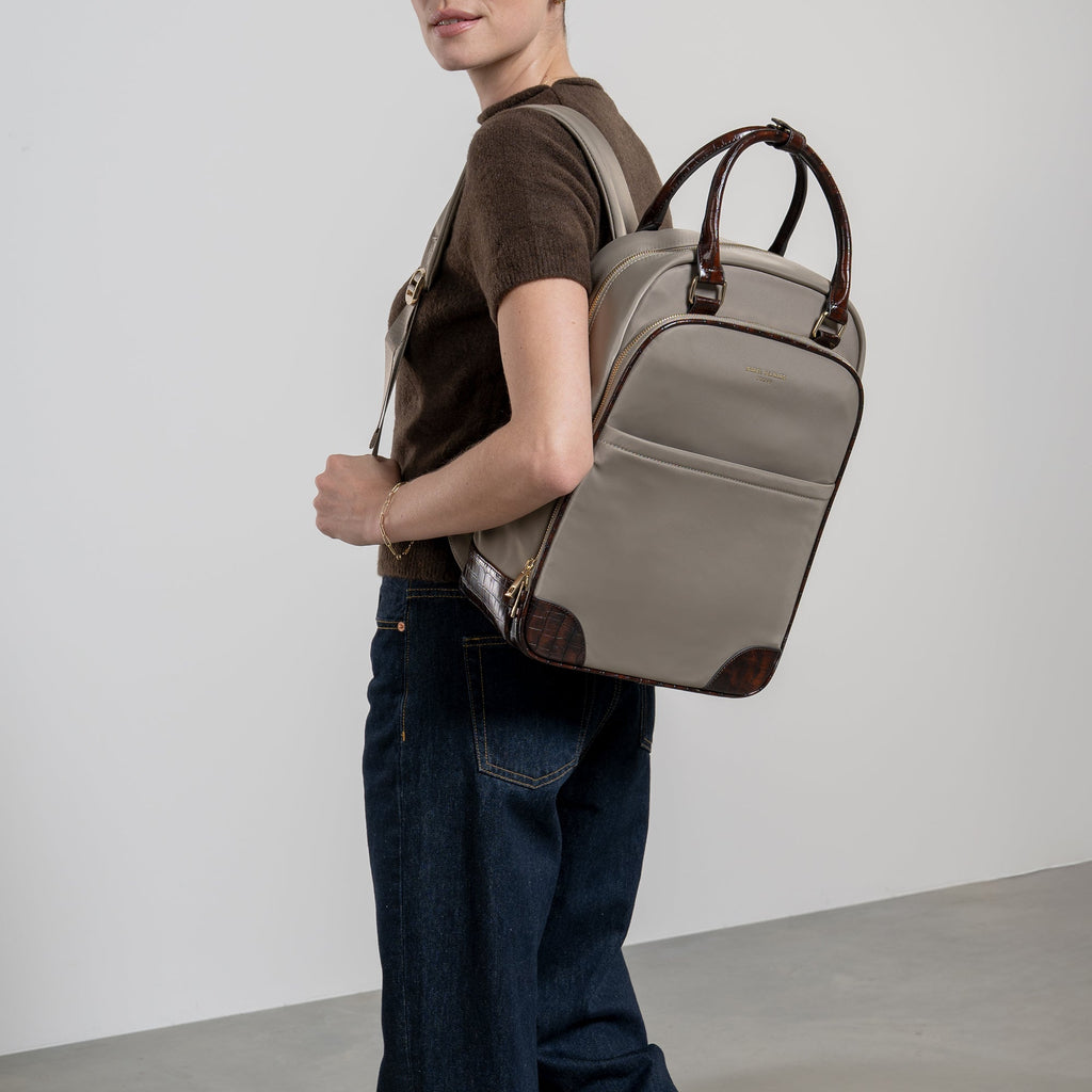Cadeau d'Isabel taupe back pack and weekend bag small