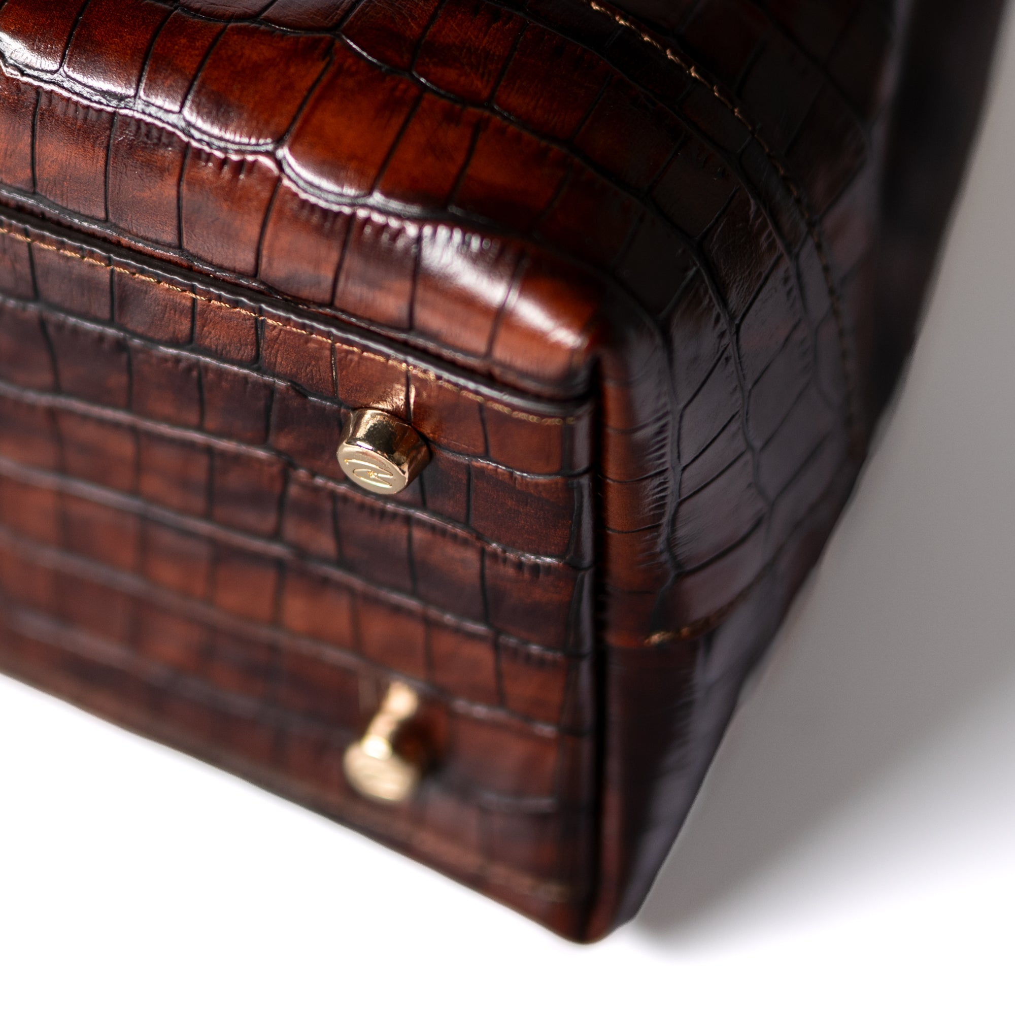 Femme Forte Minette croco brown calfskin leather handbag