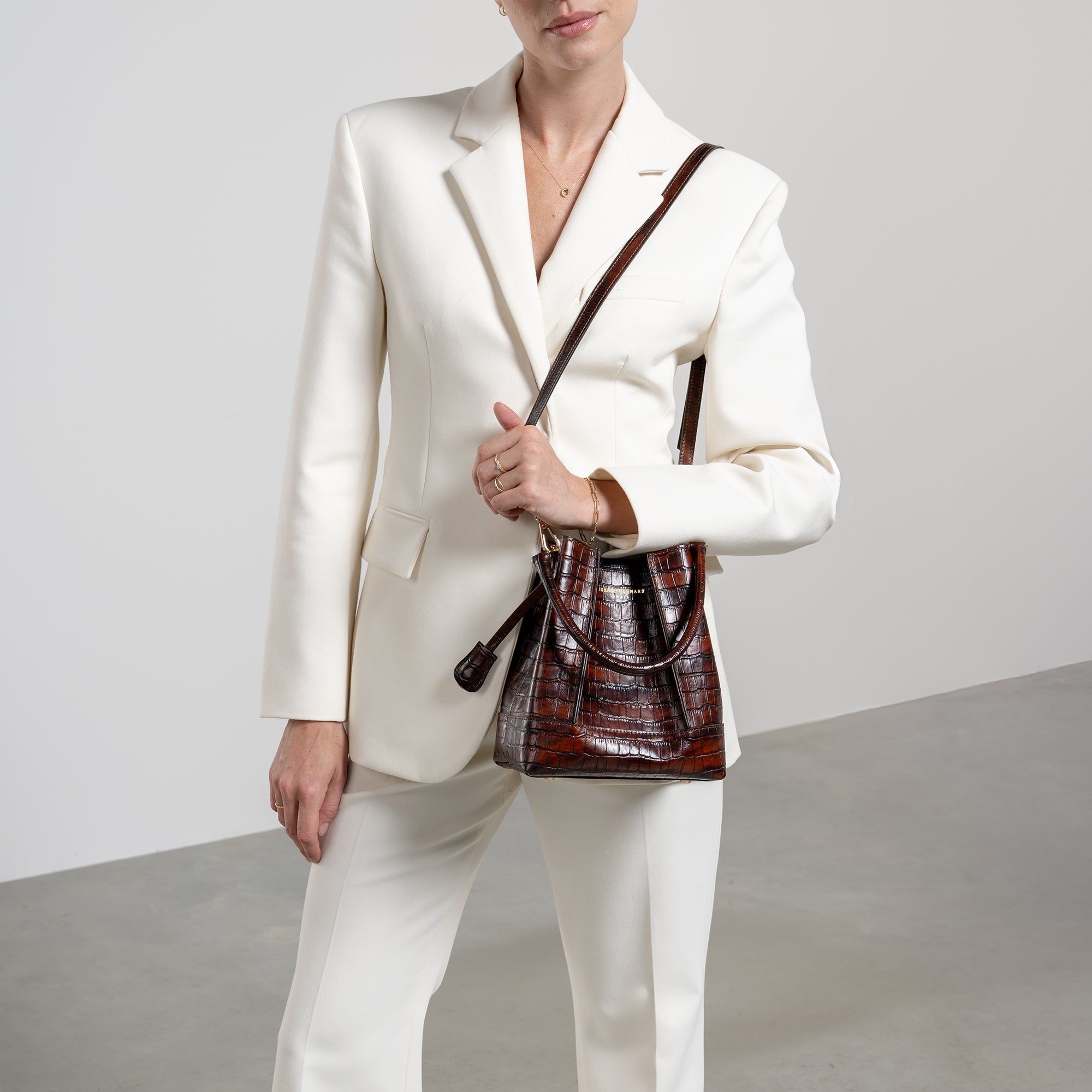 Femme Forte Minette croco brown calfskin leather handbag