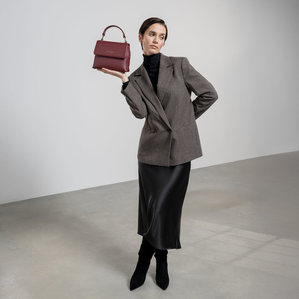 Femme Forte Heline bordeaux red calfskin leather handbag