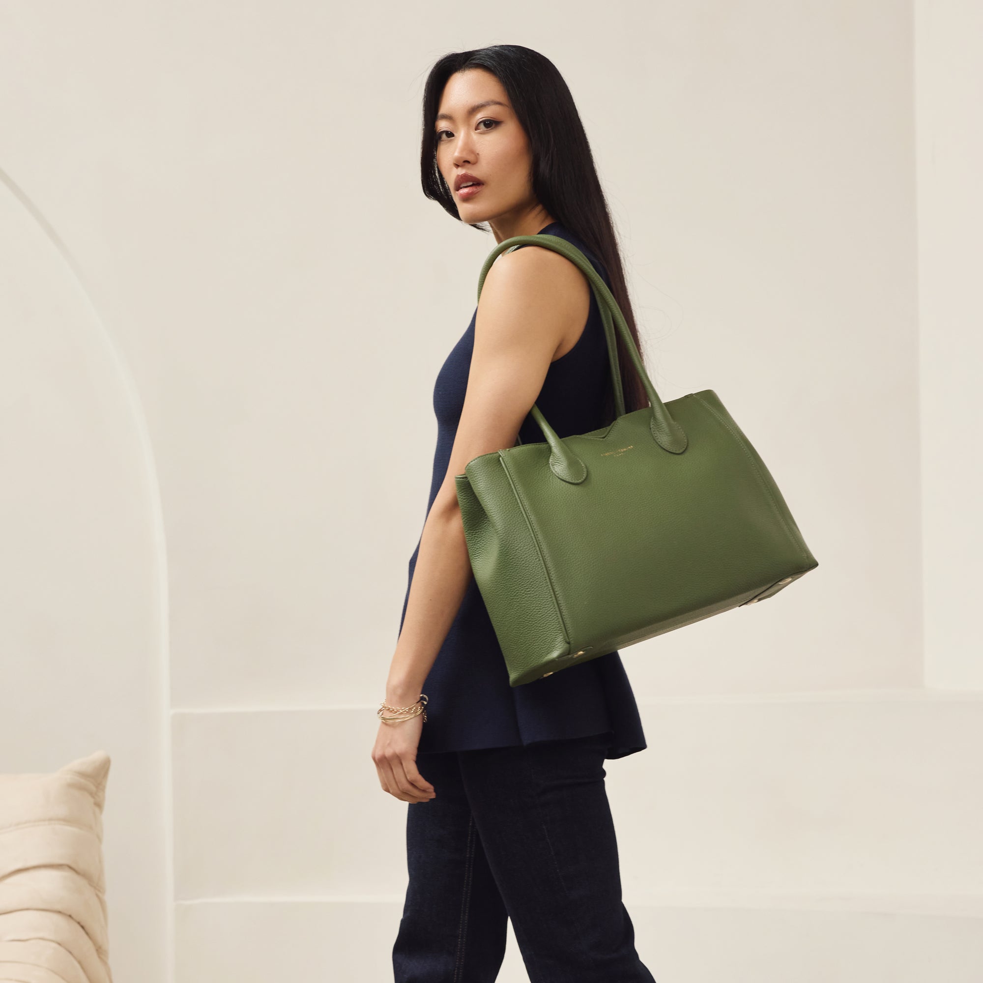 Honoré Cloe green calfskin leather handbag