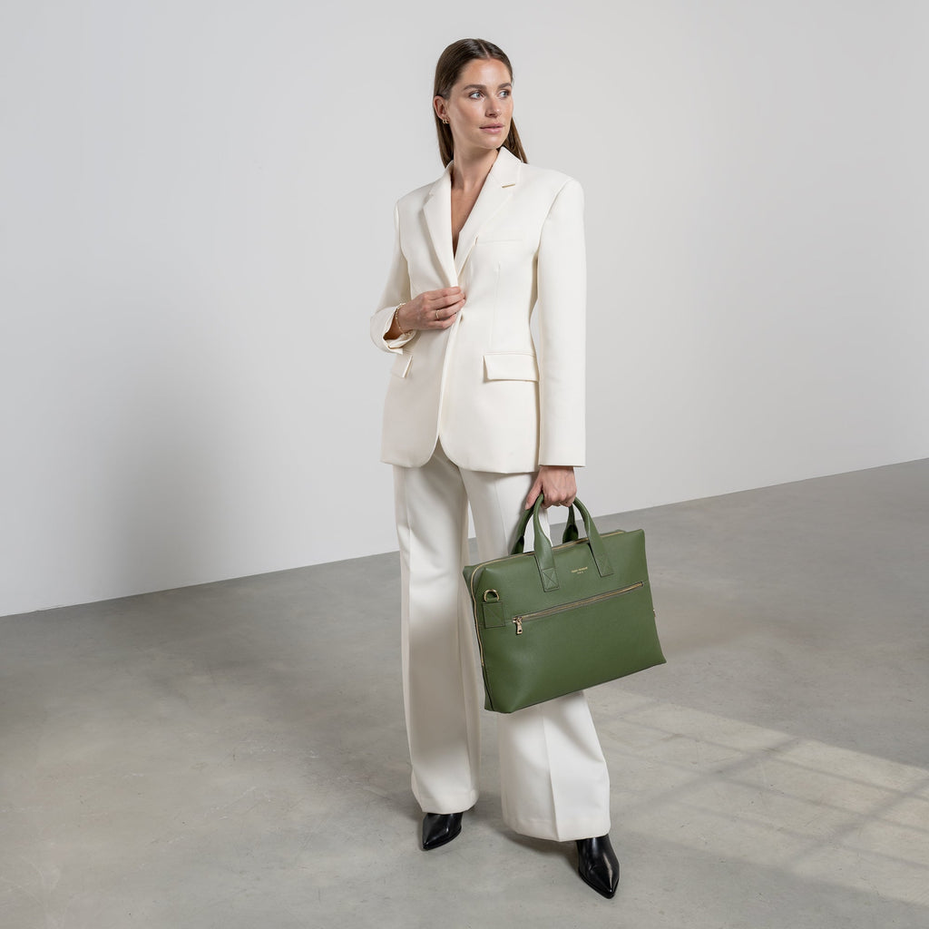 Cadeau d'Isabel green calfskin leather handbag and wallet set