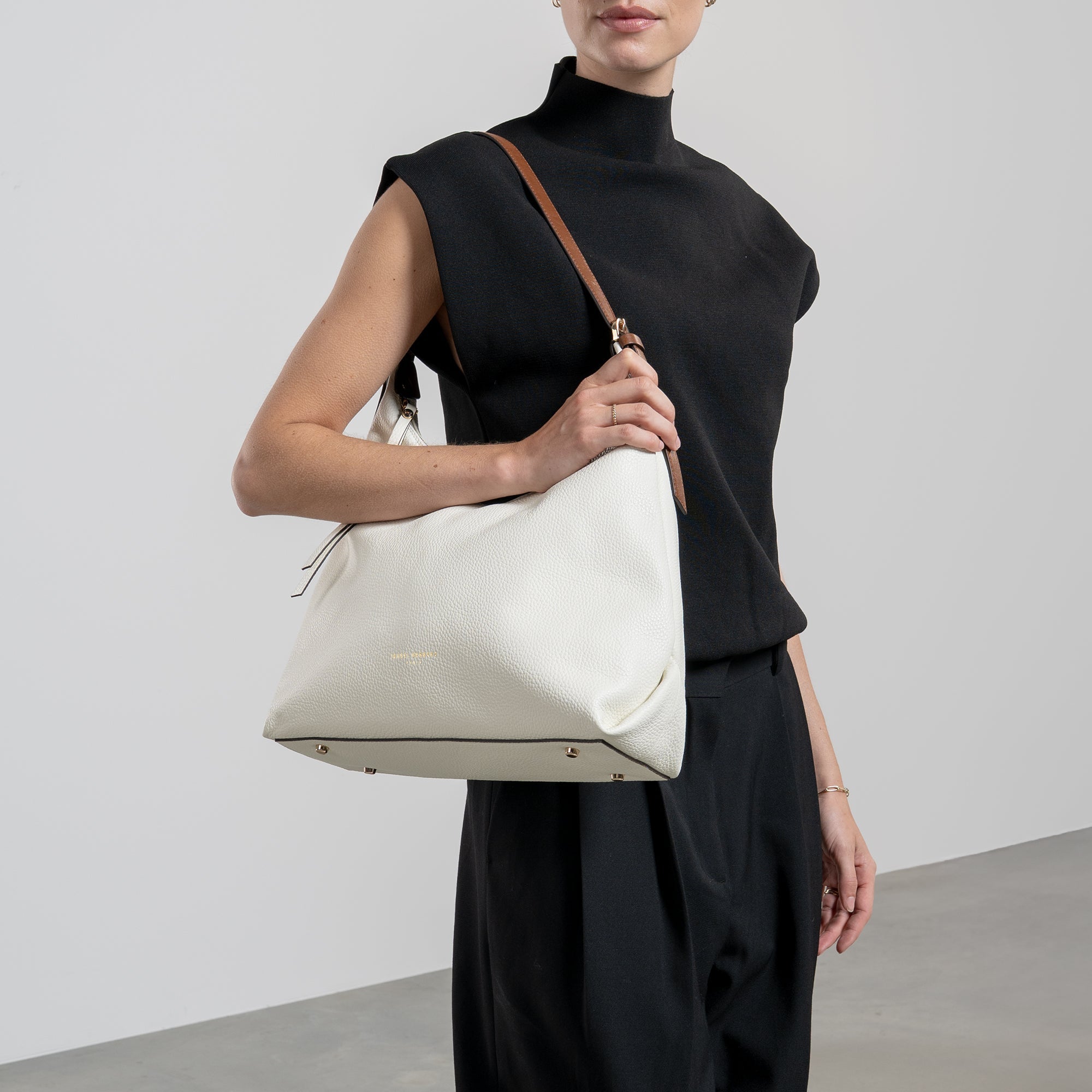 Honoré Muriel cream calfskin leather shoulder bag