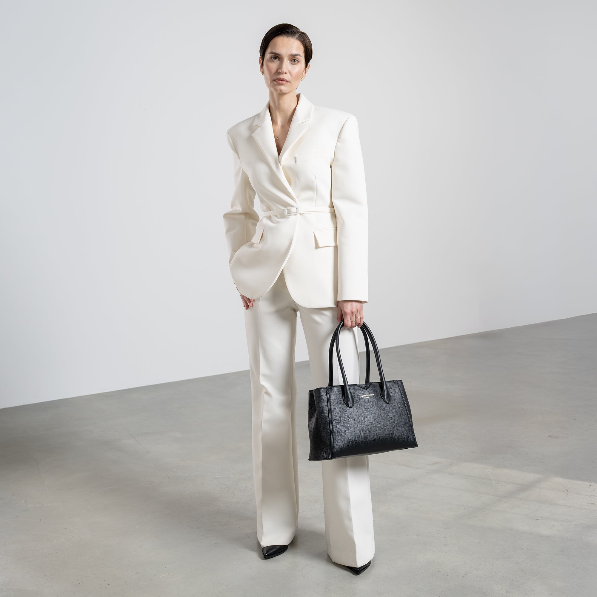 Honoré Cloe Midi black calfskin leather handbag