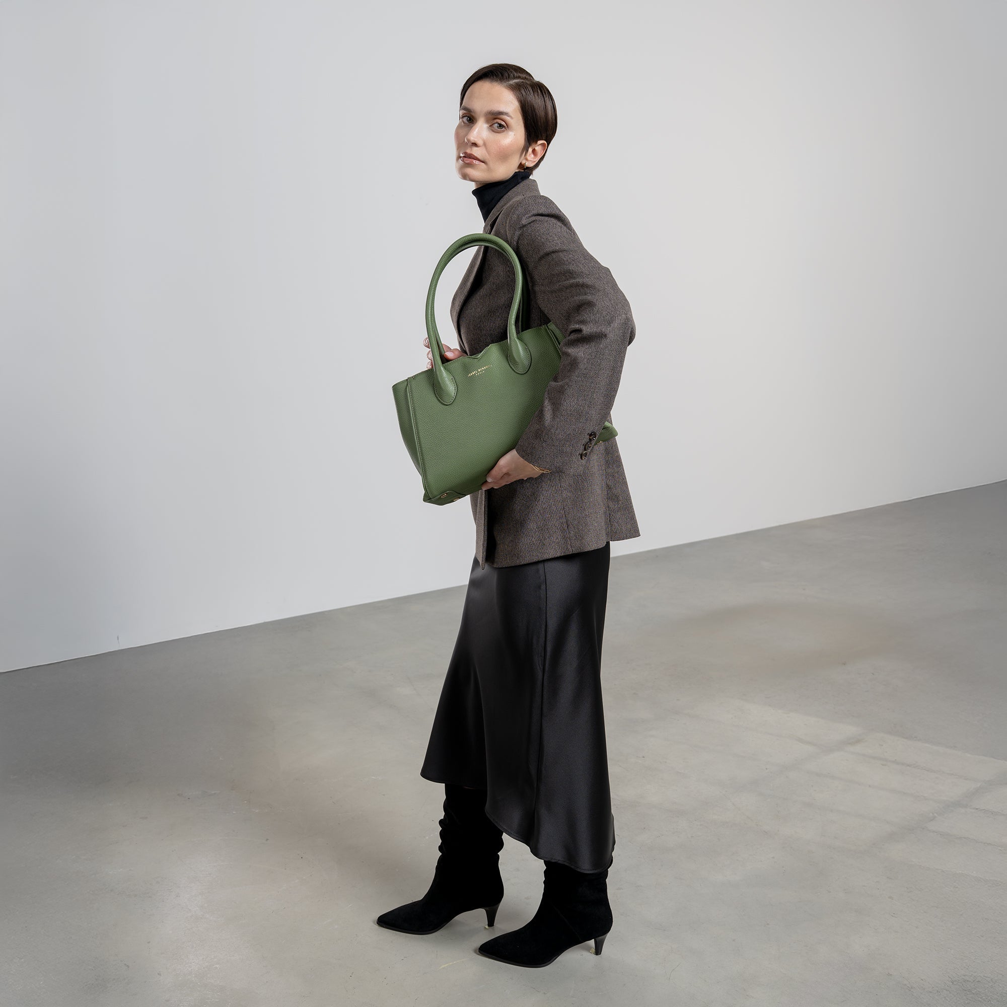 Honoré Cloe Midi green calfskin leather handbag