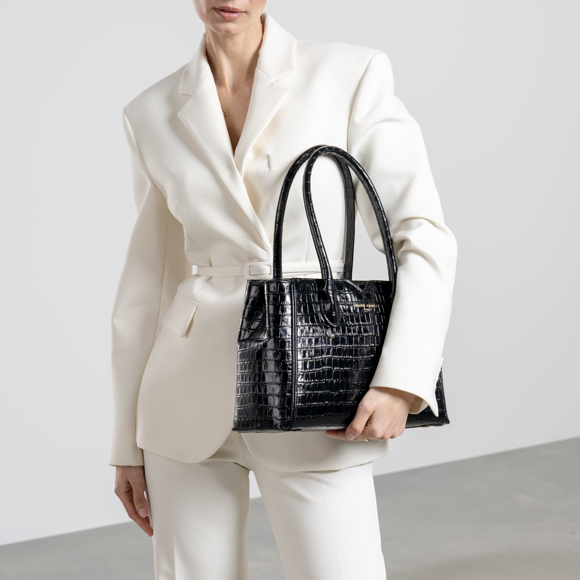 Cadeau d'Isabel croco black calfskin leather handbag and wallet set