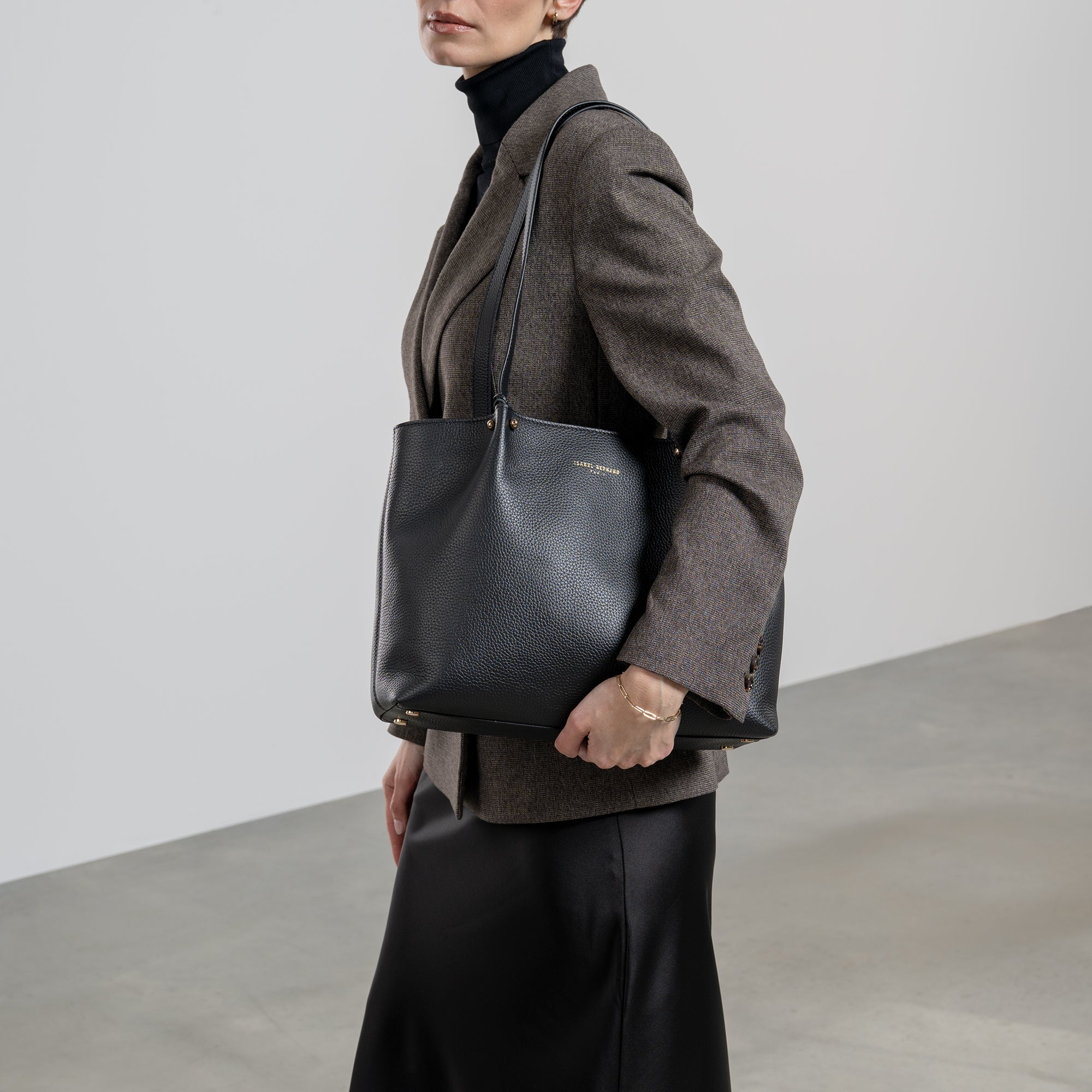 Cadeau d'Isabel black calfskin leather shopper and wallet set