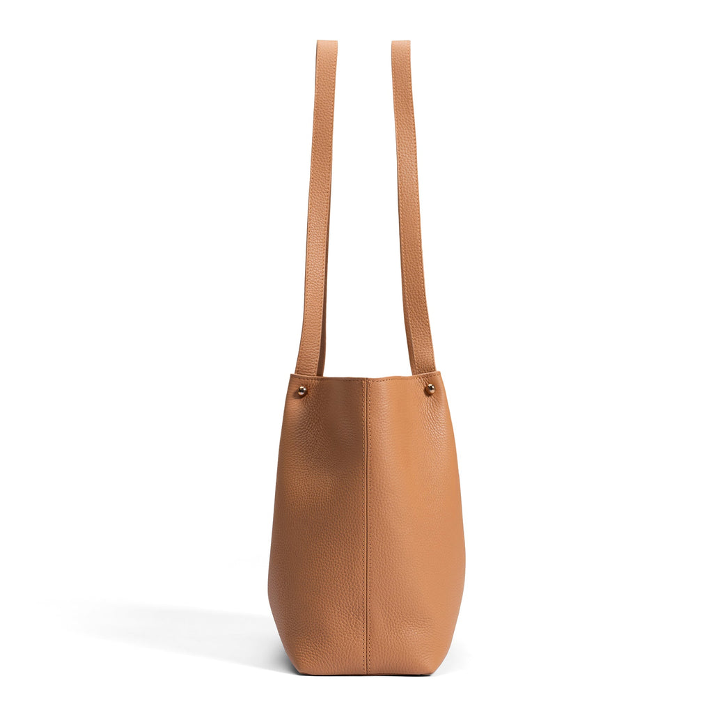 Cadeau d'Isabel camel calfskin leather shopper and wallet set