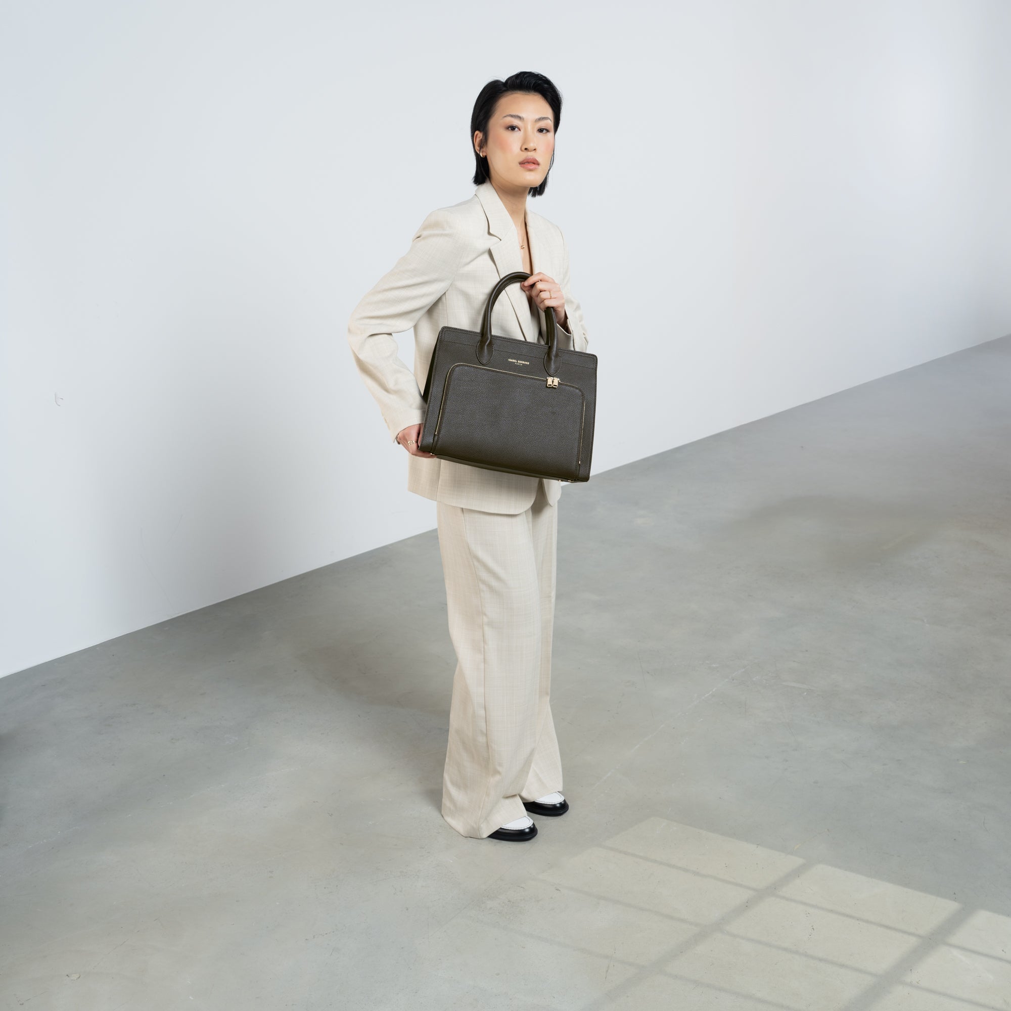 Honoré Nadine brown calfskin leather handbag with 13 inch laptop pocket