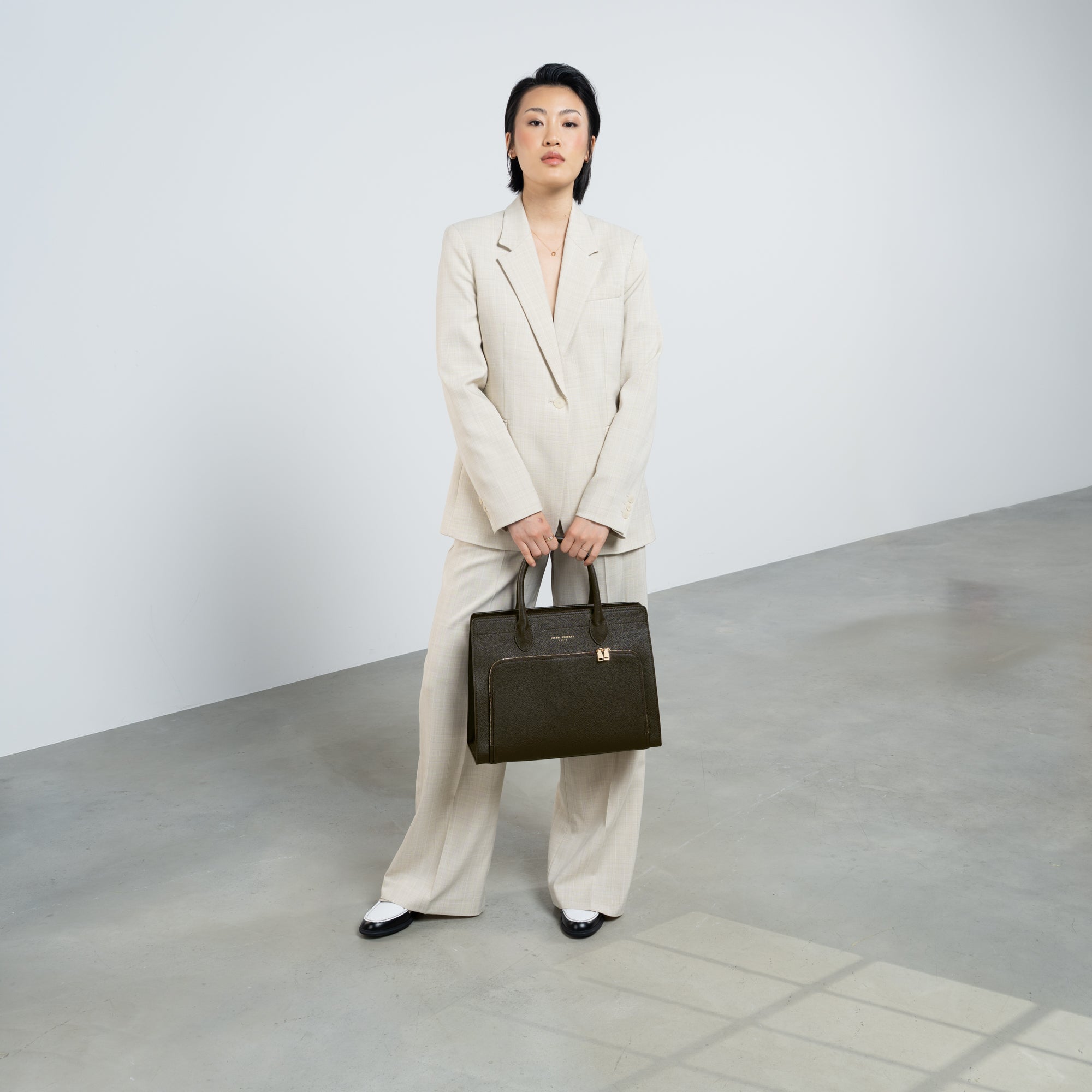 Honoré Nadine brown calfskin leather handbag with 13 inch laptop pocket