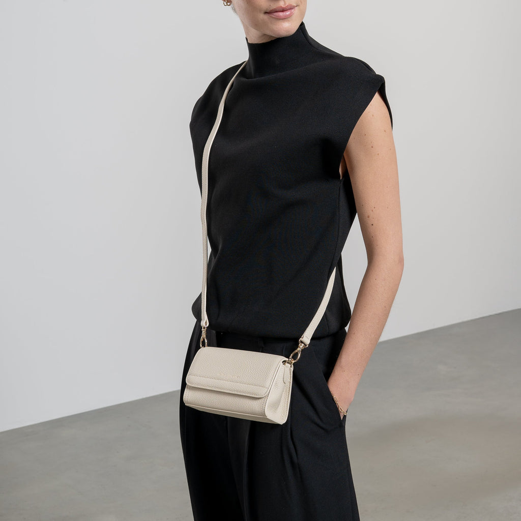 Femme Forte Kim cream calfskin leather crossbody bag