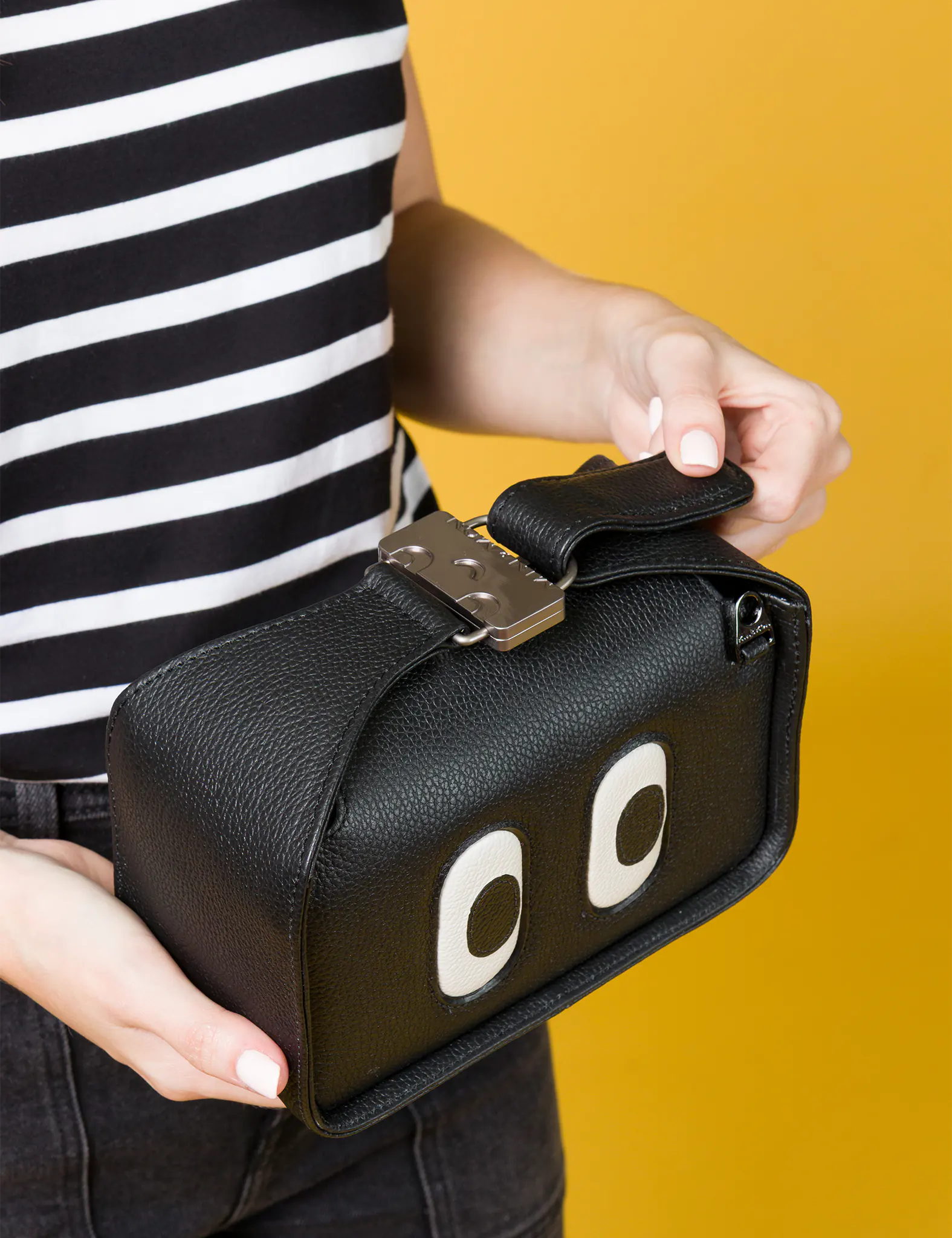 Benji Small Crossbody Black Leather Bag - Look Up 👀