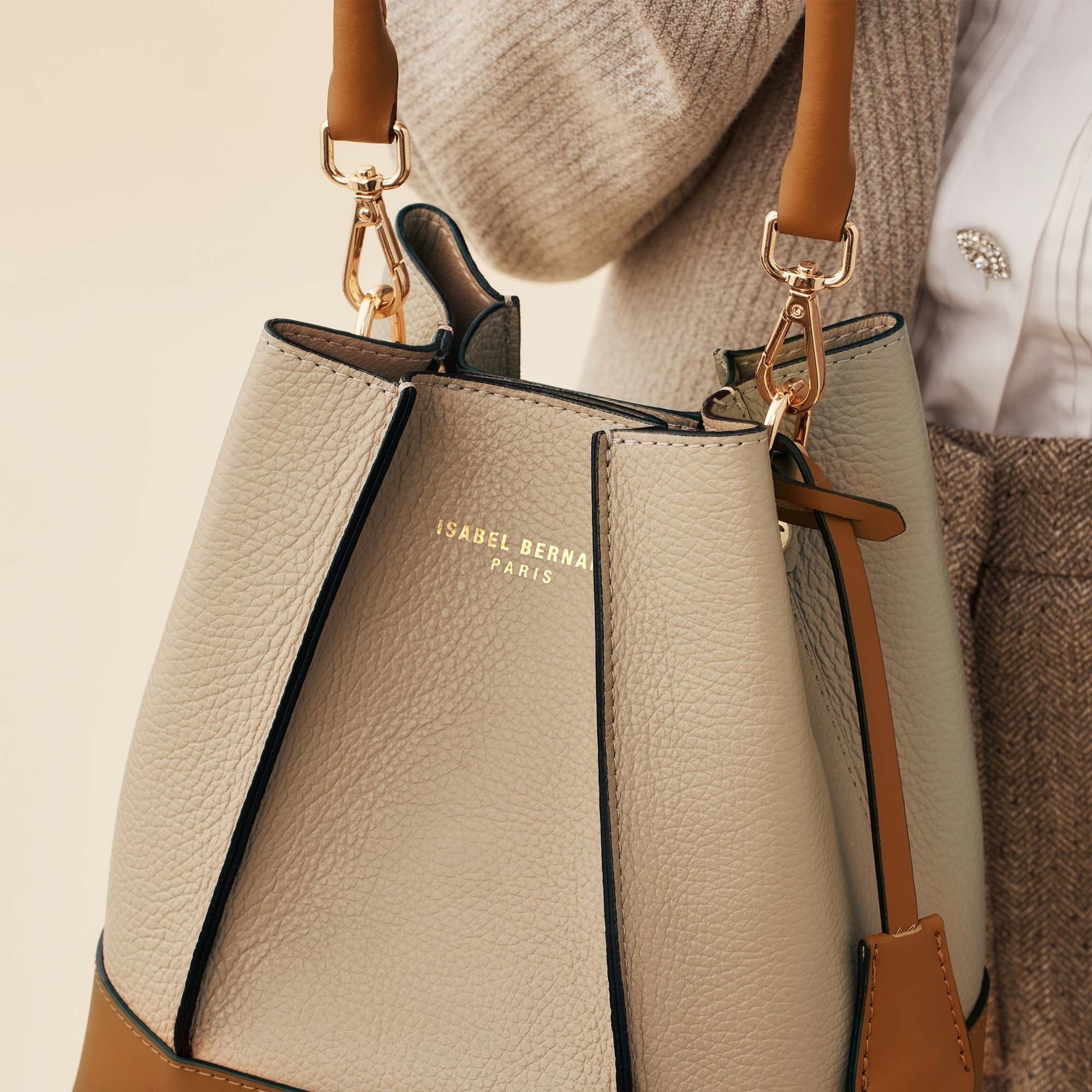 Femme Forte Minette taupe calfskin leather handbag