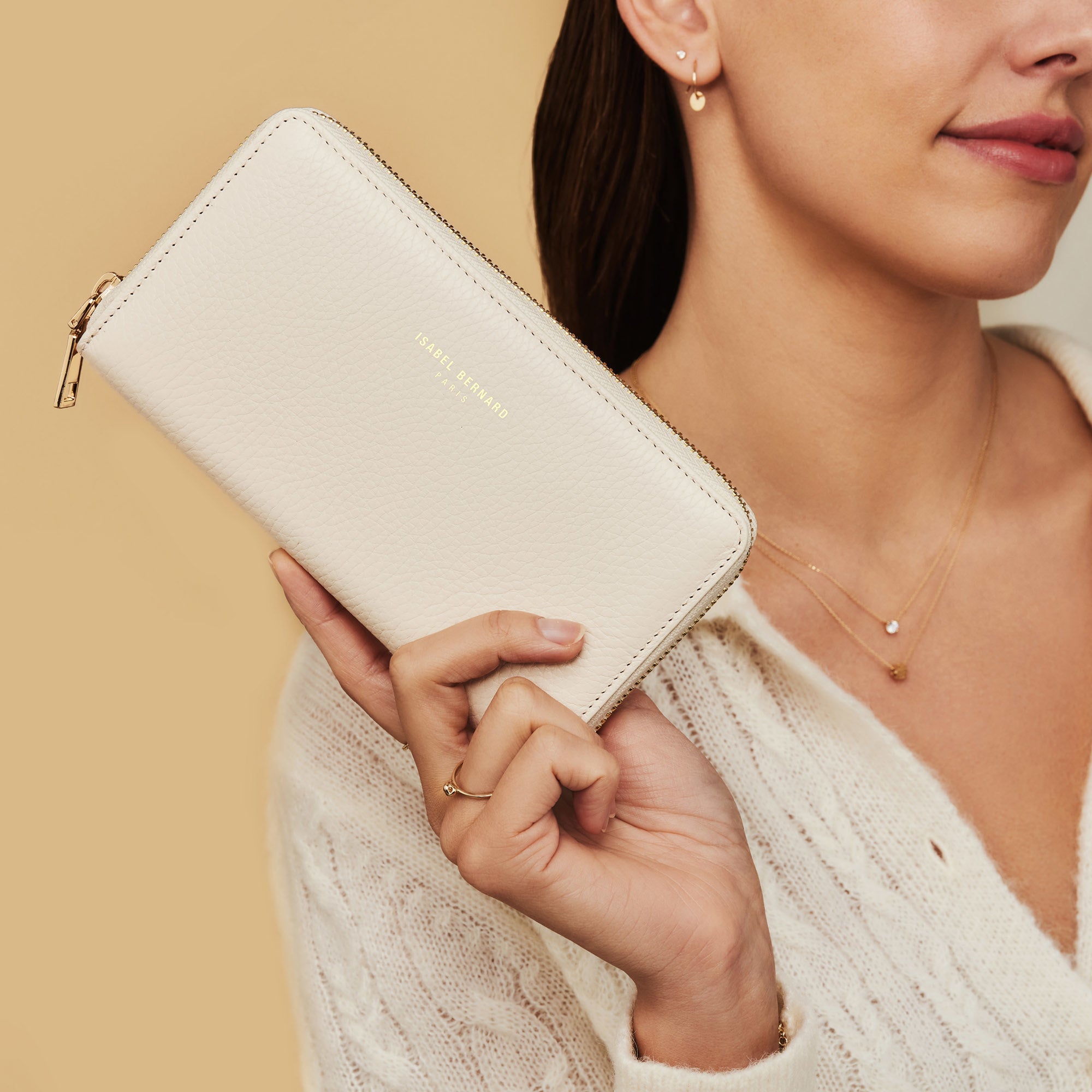 Cadeau d'Isabel cream calfskin leather shopper and wallet set