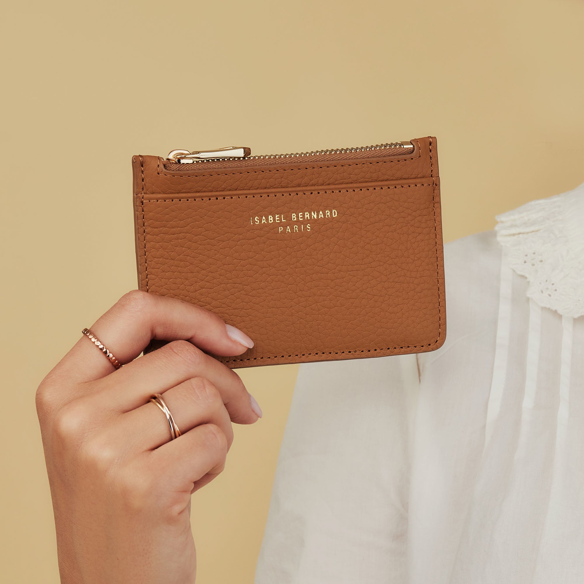 Cadeau d'Isabel camel calfskin leather handbag and cardholder set