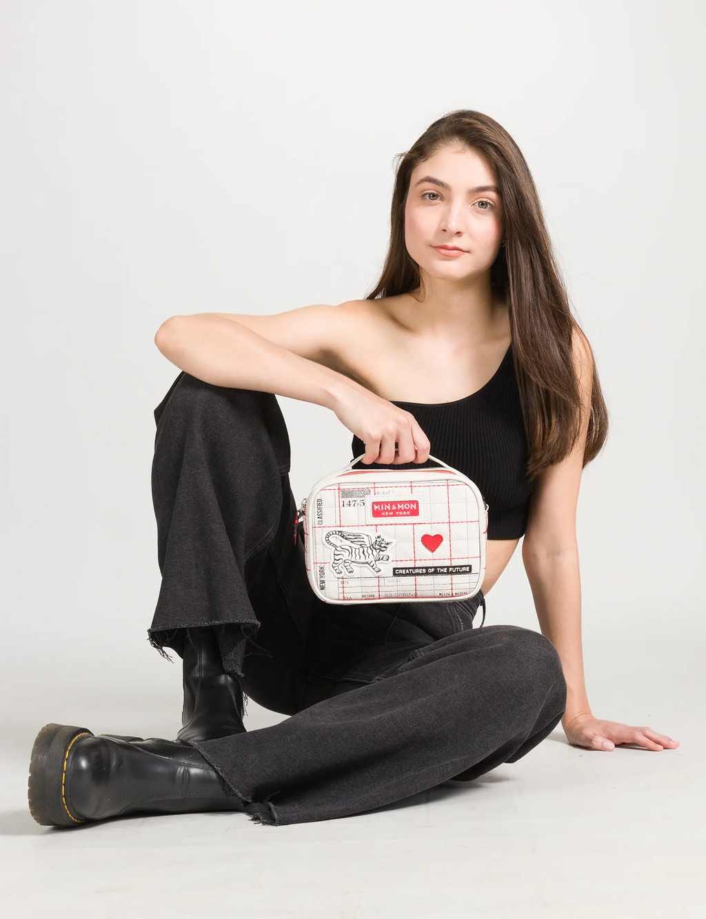 Verto Cream Leather Crossbody Bag - Lovestitch Design